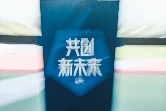 大胸美女操